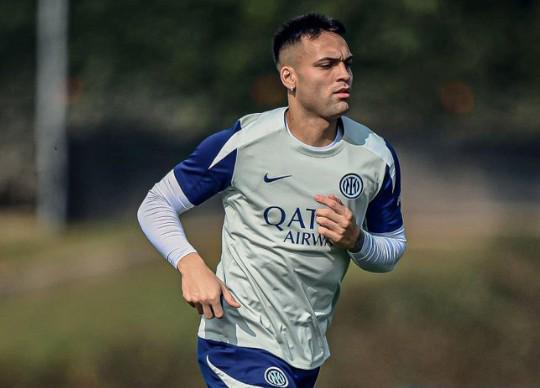 开云体育下载-意媒：劳塔罗和图拉姆都已参加合练，姆希塔良仍单独训练